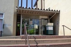 上田市立上田図書館