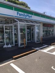ファミリーマート　敦賀岡山二丁目店