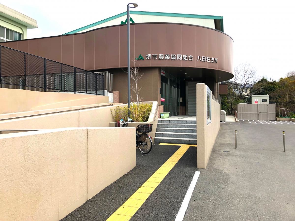 建物入口