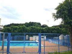 鶴ヶ峰本町公園プール