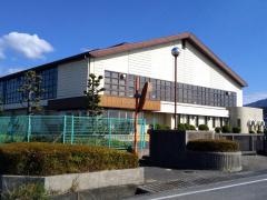 秦荘東小学校
