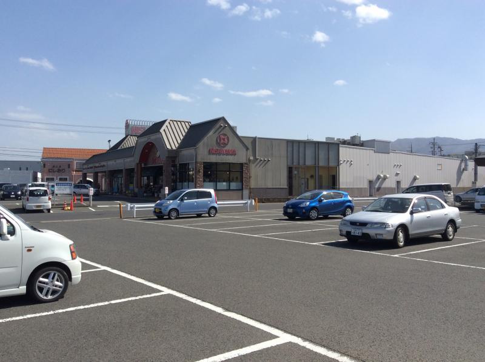 スーパーマーケット ニシヤマ 荒 河 店