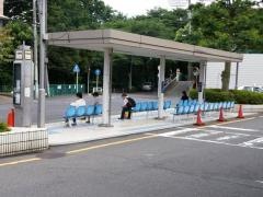 「市民病院前」バス停留所