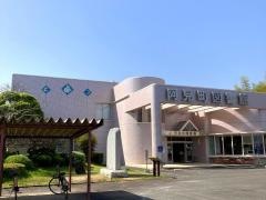 阿見町立図書館