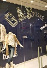 ＧＡＰアクアシティお台場店