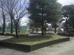 入谷中央公園