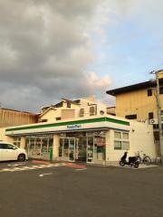 ファミリーマート　堺南清水町店