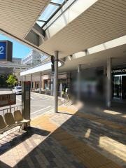 「学園前駅(南)」バス停留所