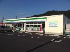 ファミリーマート　出石川原店