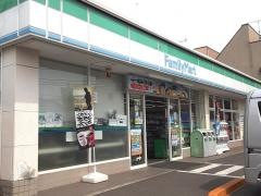 ファミリーマート　サンズ相模台五丁目店