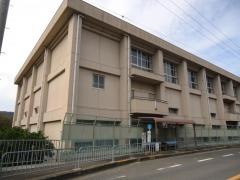 岸和田市立山滝中学校