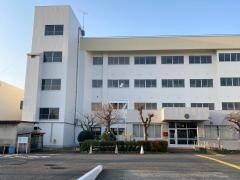 鶴間小学校