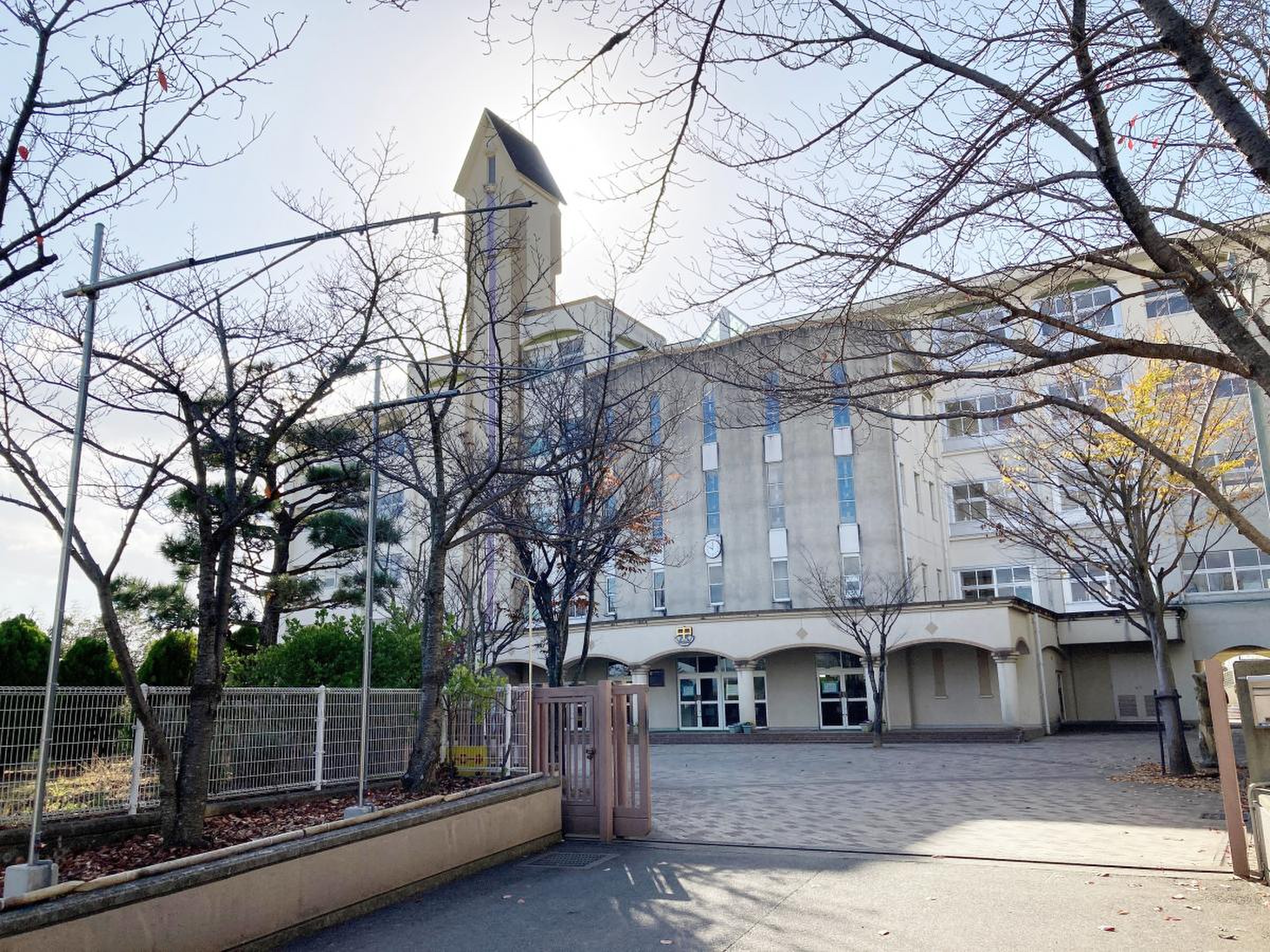 宝塚 市立 宝塚 第 一 中学校