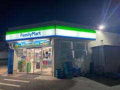 ファミリーマート　名東貴船二丁目店
