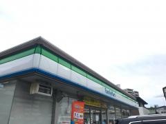 ファミリーマート　守山大牧町店
