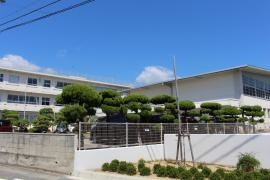 尾崎小学校