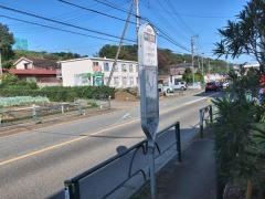 「中小比企」バス停留所
