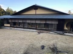 三養荘