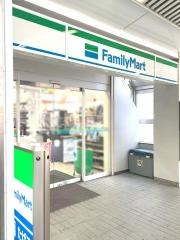 ファミリーマート　六甲アイランド店