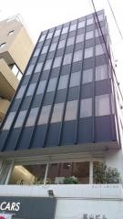 青山アール矯正歯科