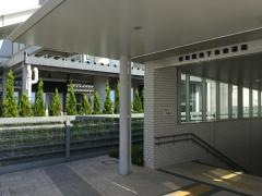 新地駅