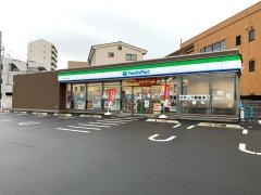 ファミリーマート　水戸大町三丁目店