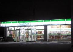 ファミリーマート　魚津江口店
