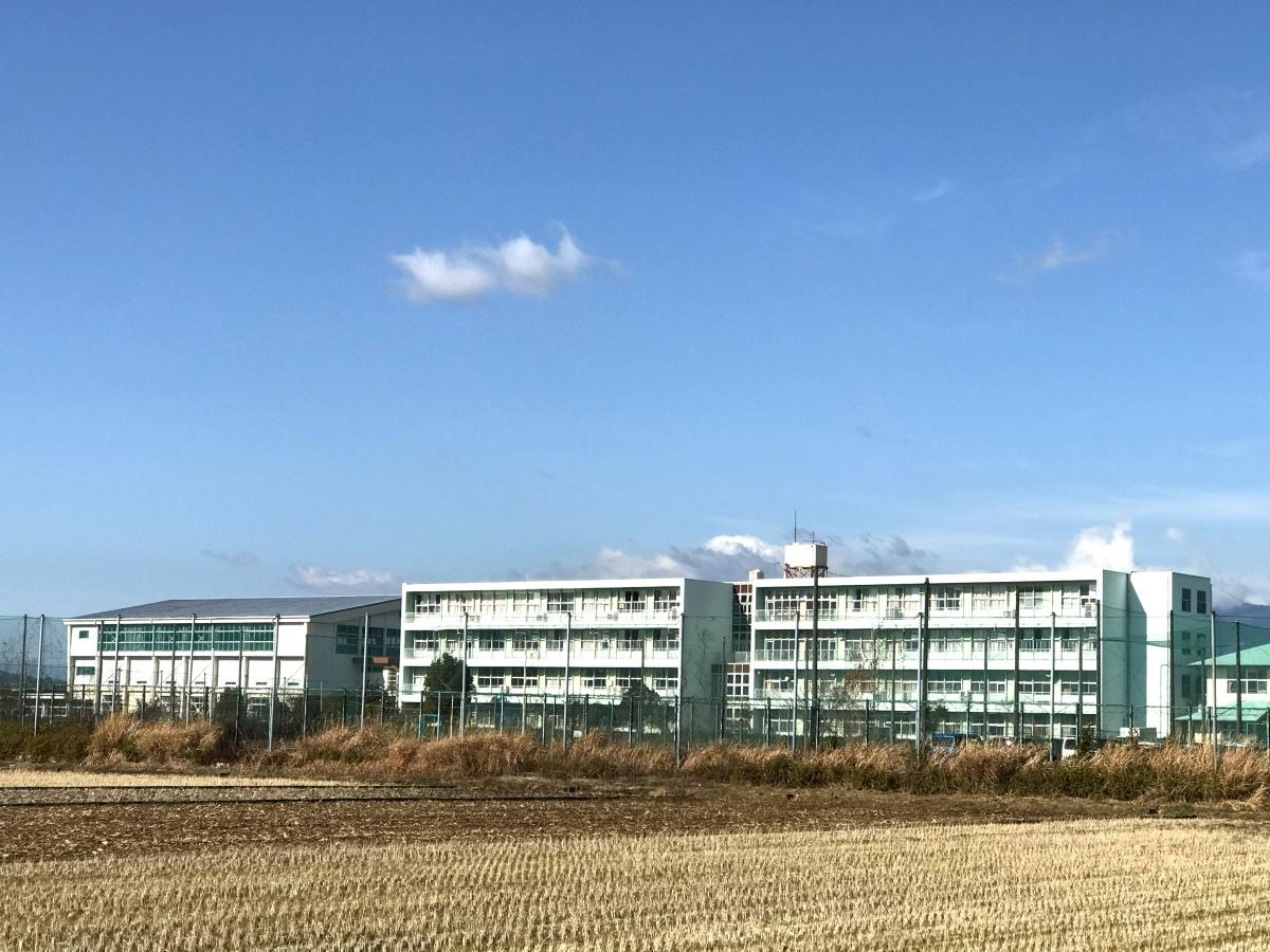 函南町立東中学校