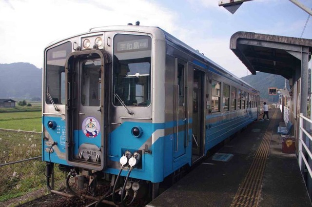 春賀駅