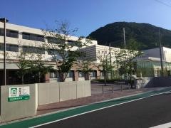 別府市立西小学校