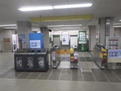 野田阪神駅