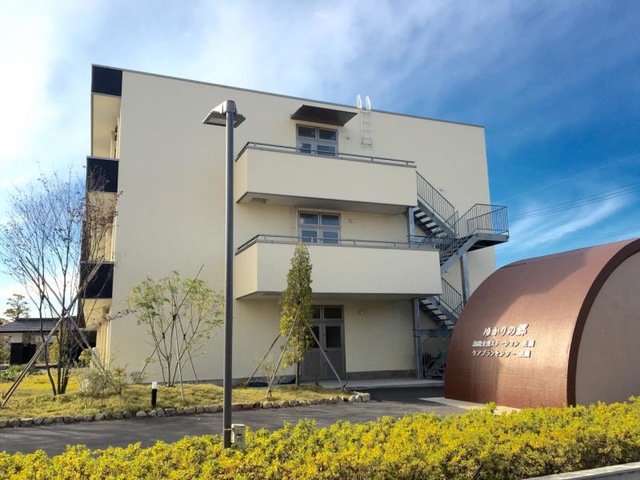 ゆかりの郷 ホーム花園 施設外観