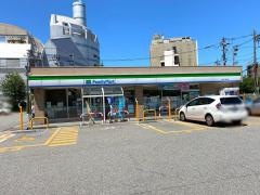 ファミリーマート　富山千歳町店