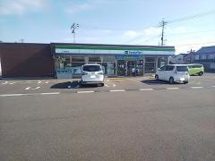 ファミリーマート　斐川直江店