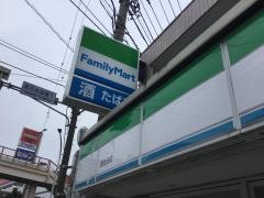 ファミリーマート　西生田店