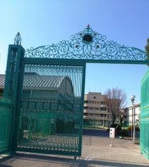 私立樟蔭東中学校