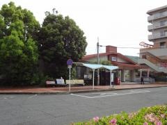 「三郷駅」バス停留所