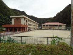 川上小学校