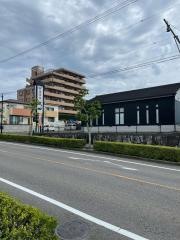 成田