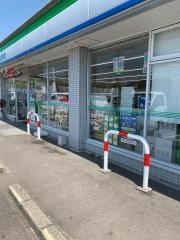 ファミリーマート　各務原おがせ店