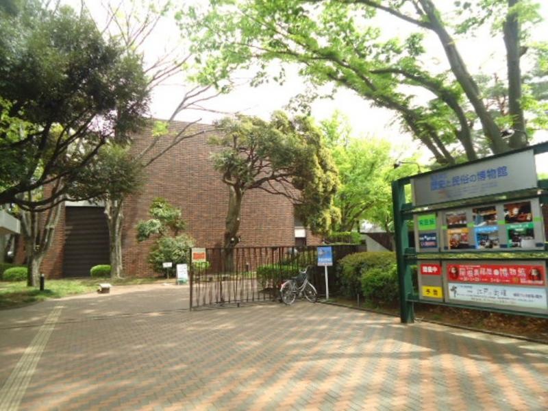 歴史と民俗の博物館の入り口