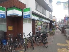 ファミリーマート　亀有三丁目店