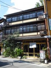 旅舎三奇亭やまとや
