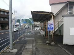 「吉田小学校」バス停留所