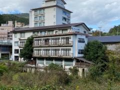 穴原温泉いづみや