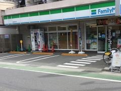 ファミリーマート　鎌倉御成町店