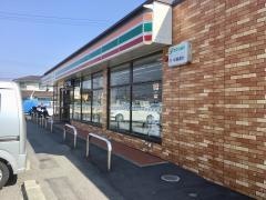 セブンイレブン　倉敷黒崎店