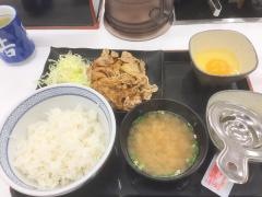 吉野家　六本木4丁目店