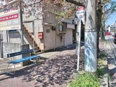 「自動車学校前」バス停留所