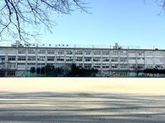 練馬区立八坂中学校